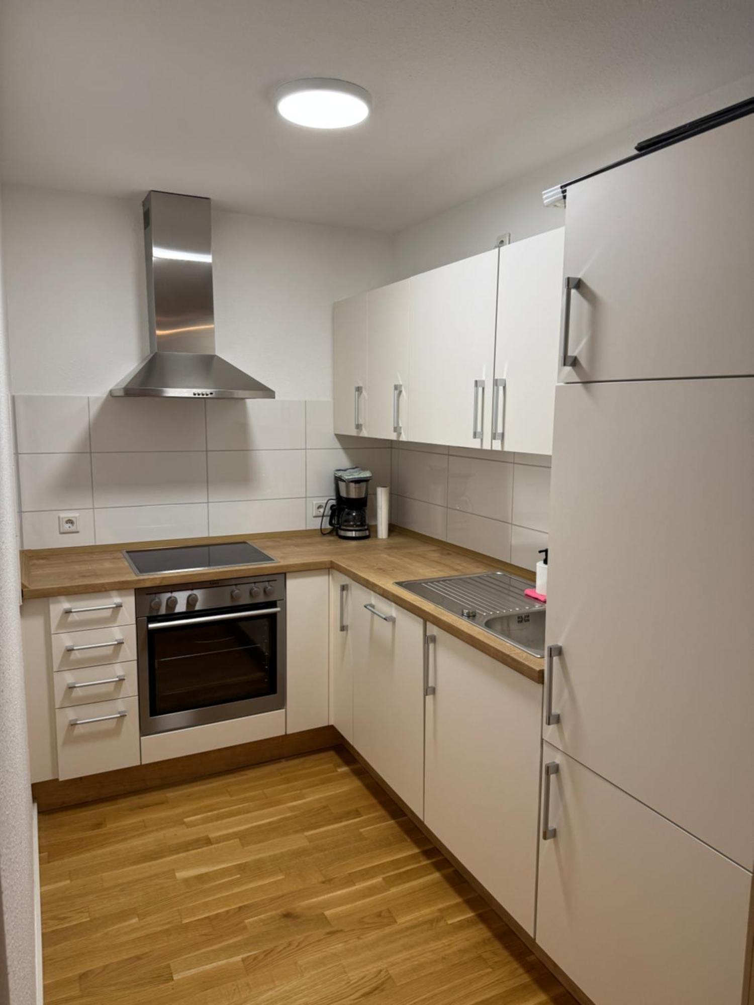 Barrierefreie Wohnung Im Herzen Der Stadt Mit Parkplatz, Wifi Und Tv - Emma Werne Esterno foto